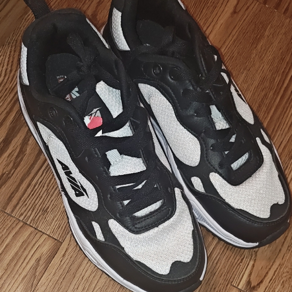 Avia Black and White Athletic Shoes